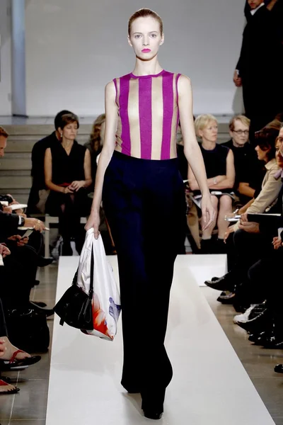 Look 14
